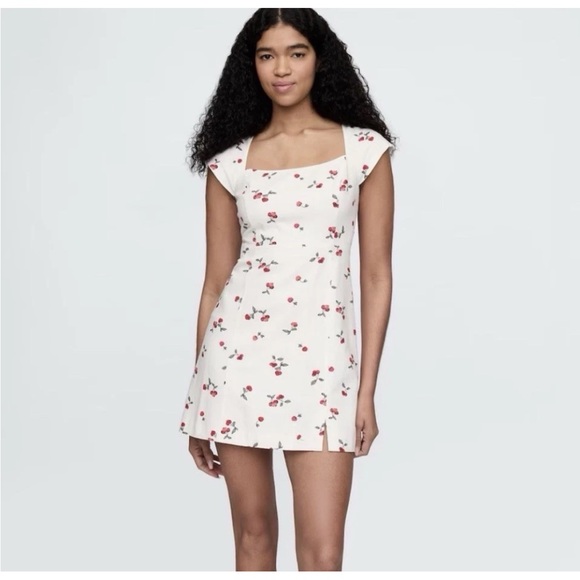 GAP Dresses & Skirts - NWT GAP Linen Blwnd Cap Sleeve Mini Dress Back Zip Sz L CHERRIES off white $60